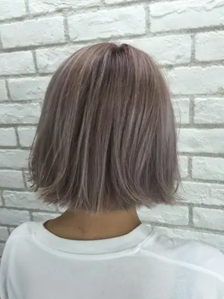 ミディアム 韓国式パーマ🔥 ブリーチ🔥TOMOのヘアスタイル