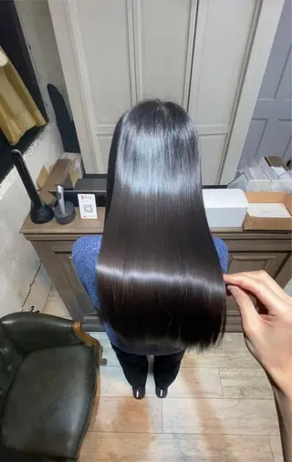 ロング shinka 髪質改善　縮毛矯正所属・美髪ストレート/美髪 レイヤー特化増原優斗のヘアスタイル