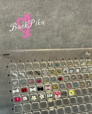 ネイル LINSTY PIKAのネイルデザイン