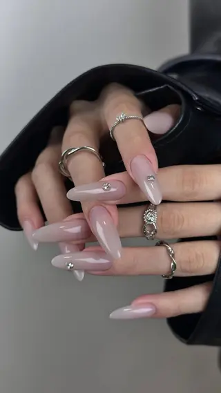 ネイル T. Leeのネイルデザイン