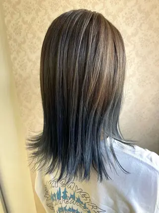 セミロング ヒヨシ ルナのヘアスタイル