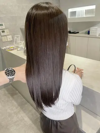 セミロング _WHITE+ 南海難波店のヘアスタイル