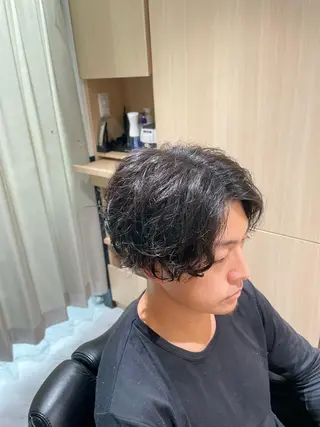 ミディアム パーマ メンズ 銀座メンズカット/ 銀座メンズパーマ/のヘアスタイル