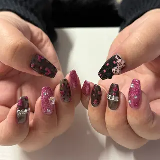 ネイル Sarina ⋆⭒˚のネイルデザイン