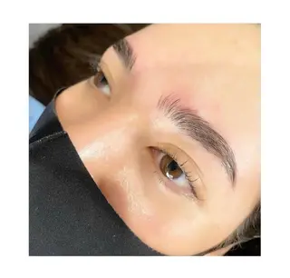 マツエク・マツパ eyebrow salon neu所属・中目黒 小澤の眉毛・アイブロウイメージ