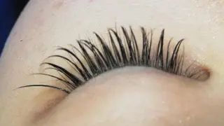 マツエク・マツパ angelux 所属・完全個室サロン🌹 angelux🌹のマツエク・マツパデザイン