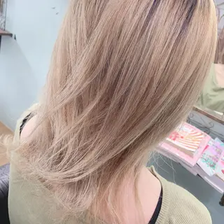 セミロング カラー R ri R takagiのヘアスタイル