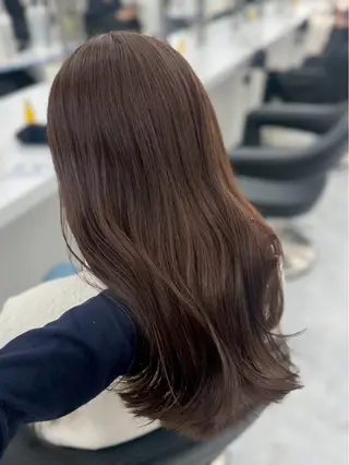 カラー 🤍赤みのない透明感 カラー🤍MEIのヘアスタイル