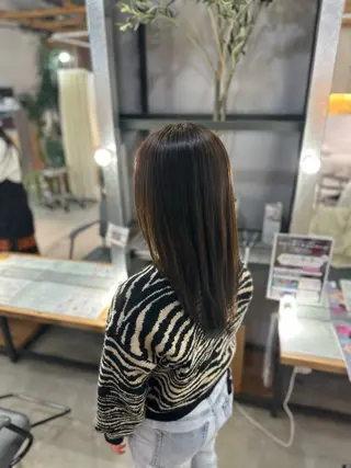 セミロング カラー 溜 一太のヘアスタイル