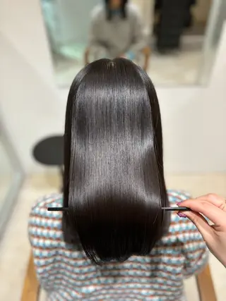 ロング Matilda所属・Mo Moのヘアスタイル