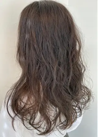 ロング パーマ 【似合わせ、垢抜け ヘア】KAEDEのヘアスタイル