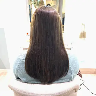 ロング カラー ayano ．のヘアスタイル