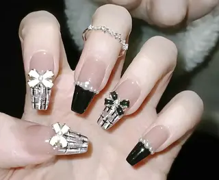 ネイル AB マツエクネイルサロンのネイルデザイン