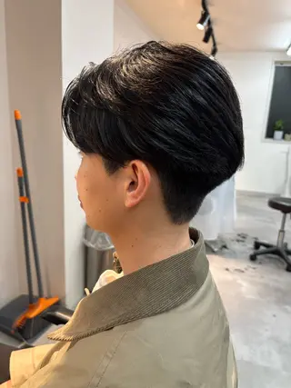 ショート メンズ フェザーパーマ/韓国 /メンズカット保立のヘアスタイル