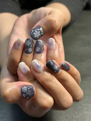 ネイル BURGUNDY mikaのネイルデザイン