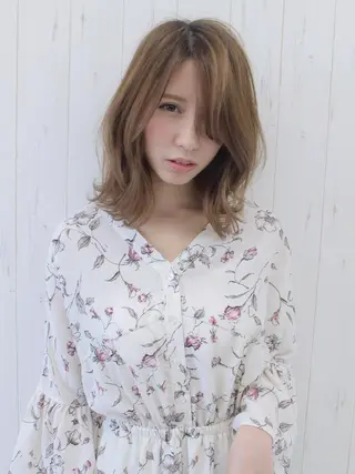 ミディアム カラー 小濱 秀人のヘアスタイル