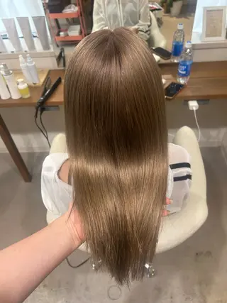 ロング カラー shu ブラウンピンクカラーのヘアスタイル