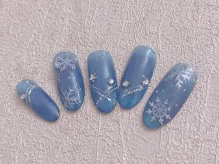 ネイル KARI ネイルサロンのネイルデザイン