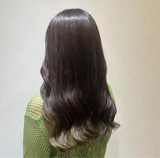 ロング カラー 溝口 奈穂のヘアスタイル