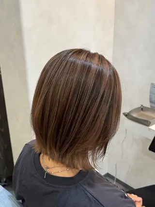 ミディアム 髪のお悩みお任せ ください坂 要司のヘアスタイル