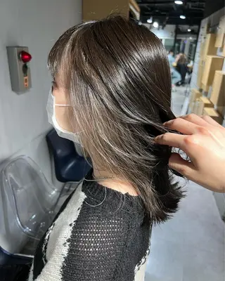 セミロング メンズレディース お任せください伊織のヘアスタイル