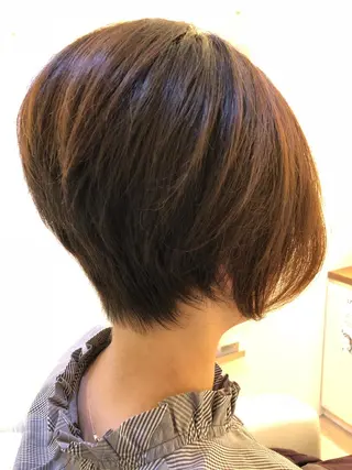 ショート カラー 髪質改善春間 慶康のヘアスタイル