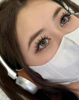 マツエク・マツパ ビオラス池袋 まつげパーマ/フラットラッシュ/眉毛所属・ビオラス サロンのマツエク・マツパデザイン