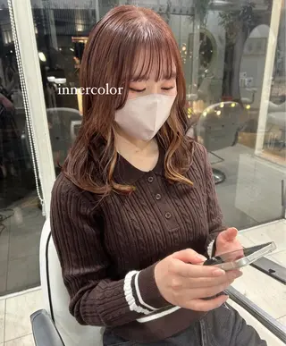 ミディアム カラー ありむらもえ/ インナーカラーのヘアスタイル