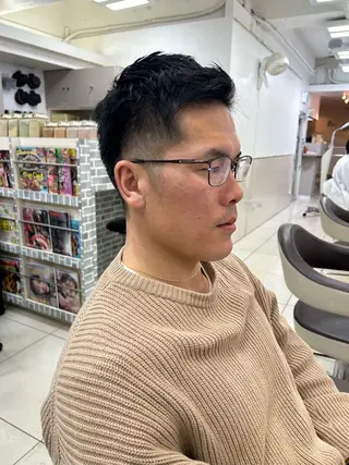 ショート メンズ 大内 雅生のヘアスタイル