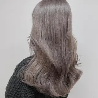ロング グレージュ 透明感 ブリーチなし田島晃汰のヘアスタイル