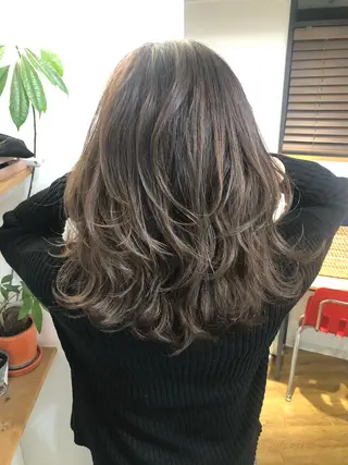 ロング カラー かわさき ともやのヘアスタイル