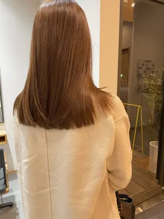 セミロング LORO.hairmake&spa所属・山﨑 ひよりのヘアスタイル