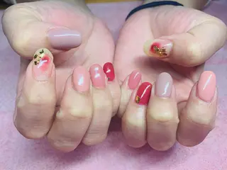 ネイル 池崎 美穂のネイルデザイン