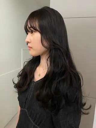 ロング カラー 高発色ブリーチ/ ハイレイヤー🪽aiのヘアスタイル