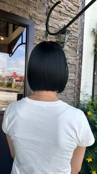 ショート 梨菜/ハイトーン /ブリーチカラーのヘアスタイル