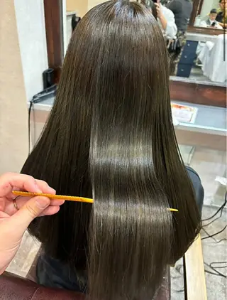 ロング Hair Place SoL 磯淵蓮のヘアスタイル