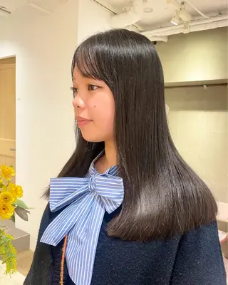 ロング LOREN/ miuのヘアスタイル