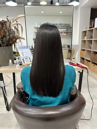 ロング 光を纏うツヤ感ロング Natsuki🪽のヘアスタイル