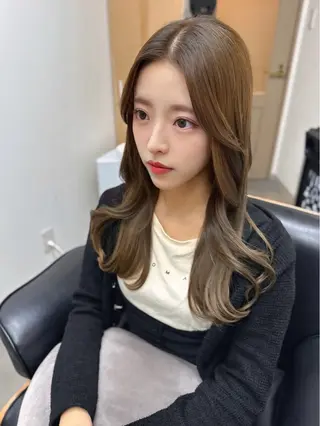 ロング カラー The Apartment of Solon 船橋 2nd所属・高橋潤⚜️縮毛矯正 /NEO髪質改善のヘアスタイル