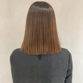 ミディアム カラー ボブ/透明感カラー /坂口恵梨子のヘアスタイル