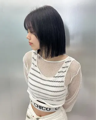 ショート 心斎橋ヘアカラー ブリーチmarinaのヘアスタイル
