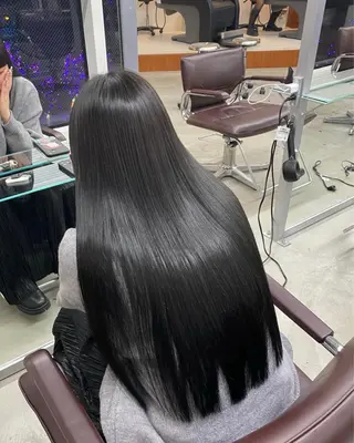 ロング LIV(リヴ) My (マイ)のヘアスタイル