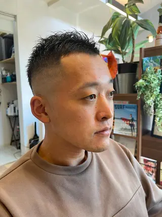 ショート 水野 雄介のヘアスタイル