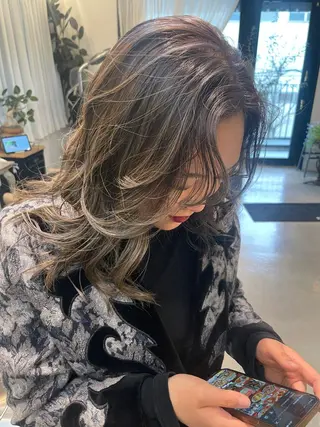 セミロング カラー 田中 陽菜乃のヘアスタイル