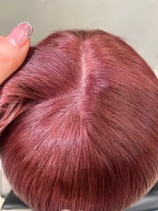 ミディアム カラー ボブ/プツッとボブ/ 暖色カラー/モエのヘアスタイル