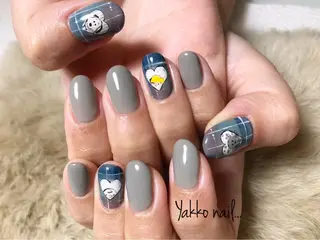 ネイル Yakko pas á pasのネイルデザイン