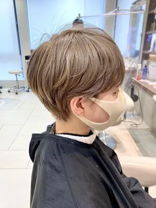 ショート カラー 横山 直輝のヘアスタイル