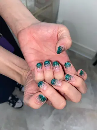 ネイル 𝐀𝐈 ✧*｡のネイルデザイン