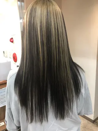 ロング ✨艶感/透け感✨Sherry所属・艶髪/ハイトーン Sherryのヘアスタイル