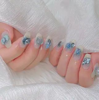ネイル LilyLala Nail所属・LilyLala Nailsalonのネイルデザイン